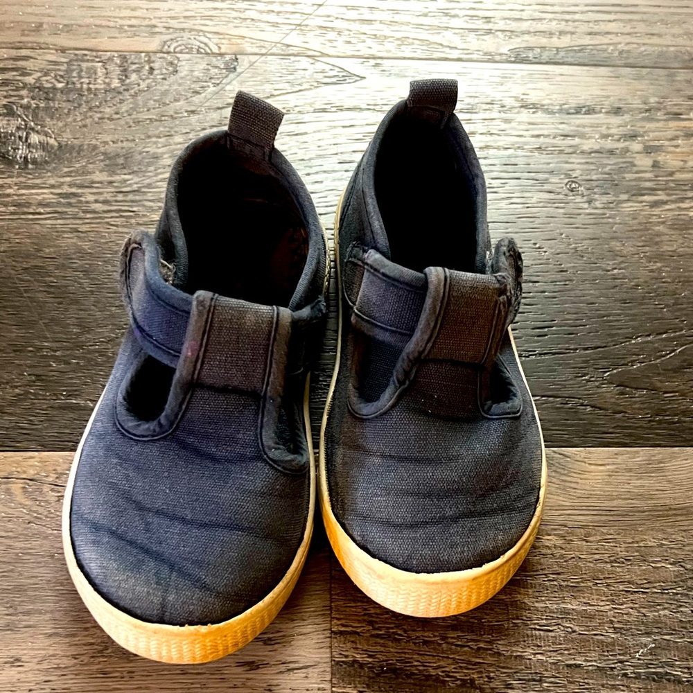 Toddler size 8 navy velcro shoes
